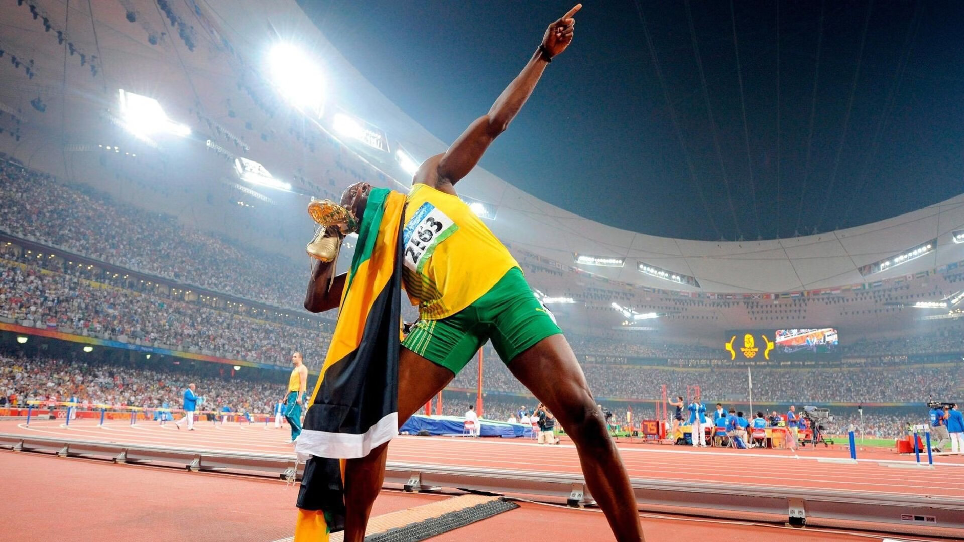 综合体育系体能大比武 学长学弟同场切磋